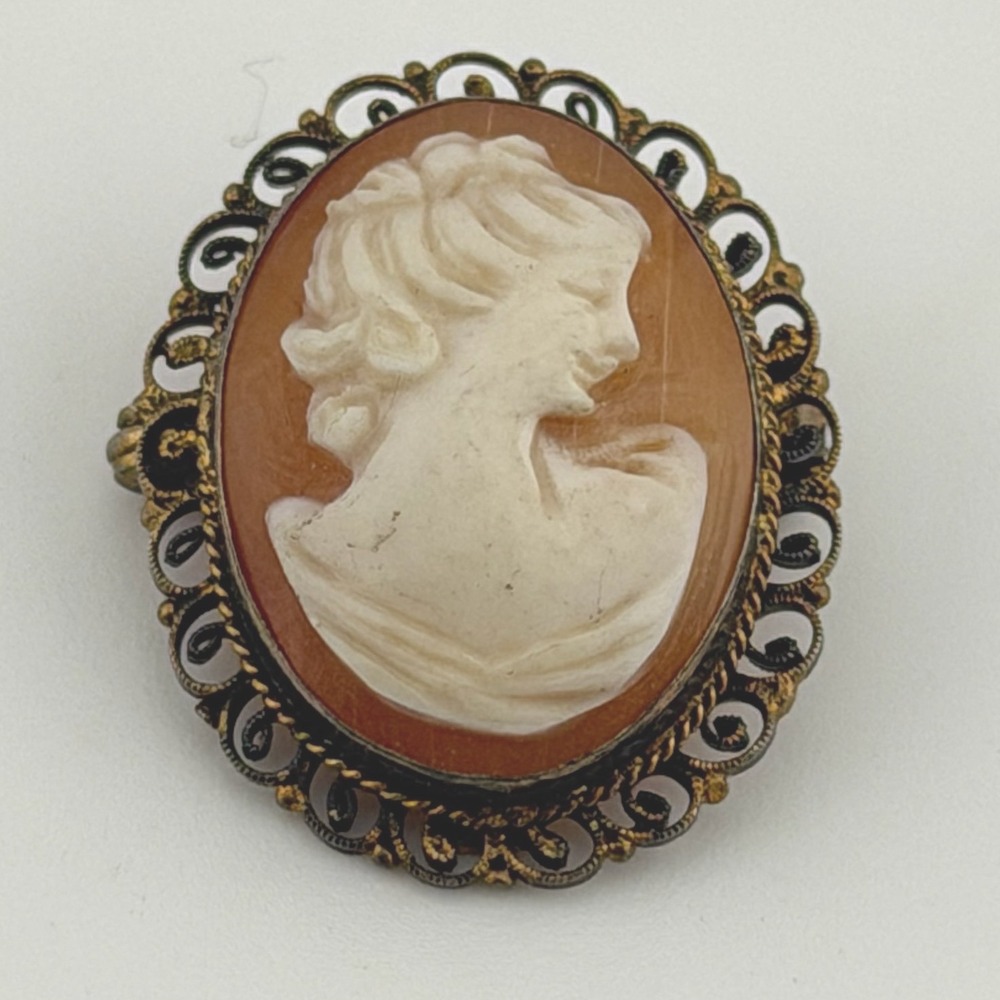 Vintage Cameo Brooch Pendant Gold Tone Filigree Hand Carved Shell Woman Portrait
